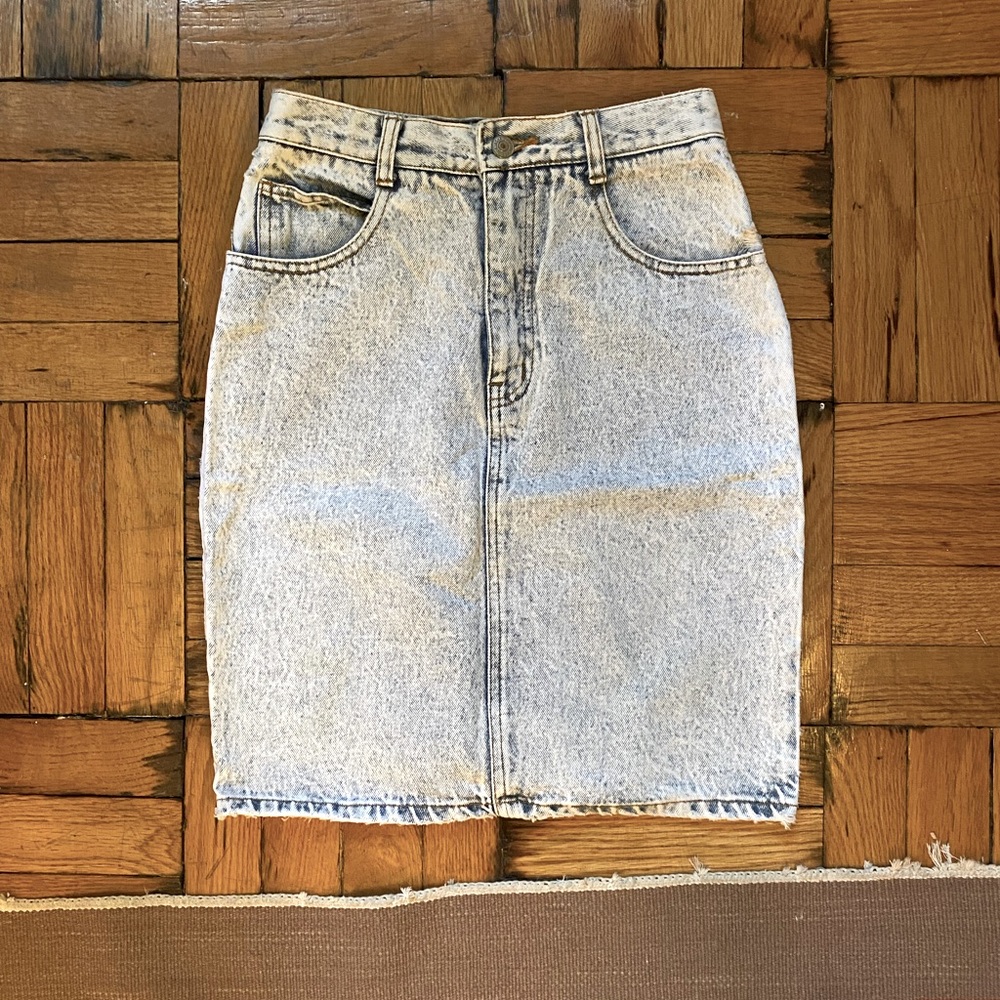 Vintage Jordache acid wash slim denim skirt